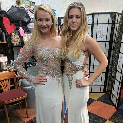 Read more about the article Prom Dresses